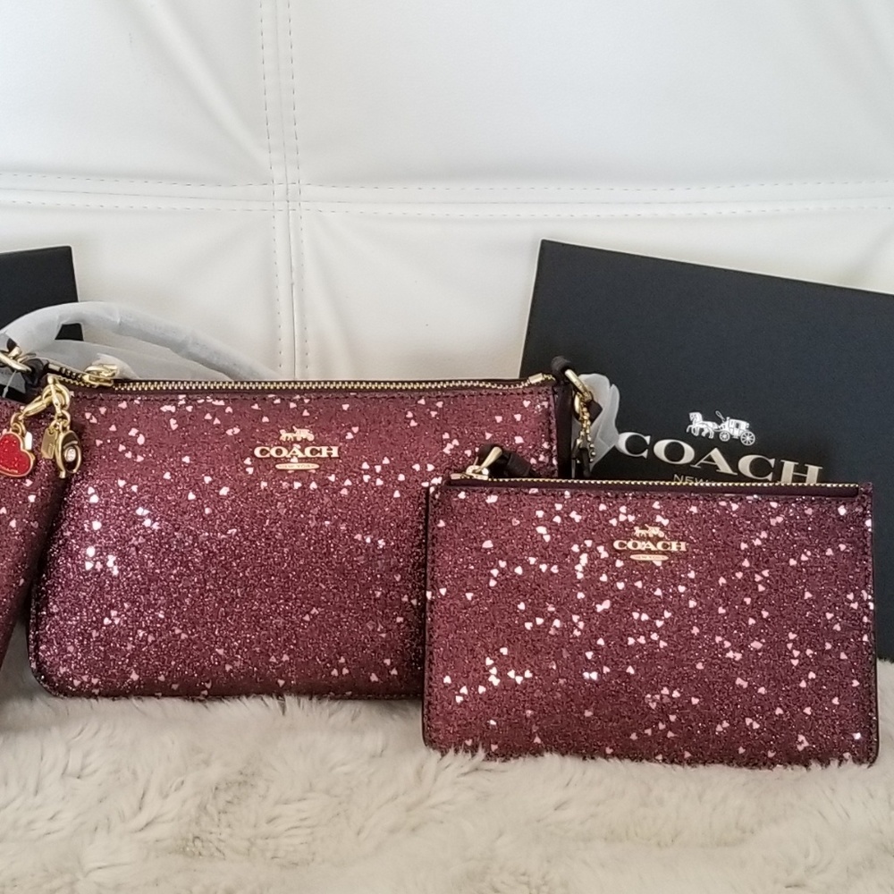 🍒NWT🍒 COACH HOLIDAY GLITTER SHOULDER BAG - Picture 6 of 8